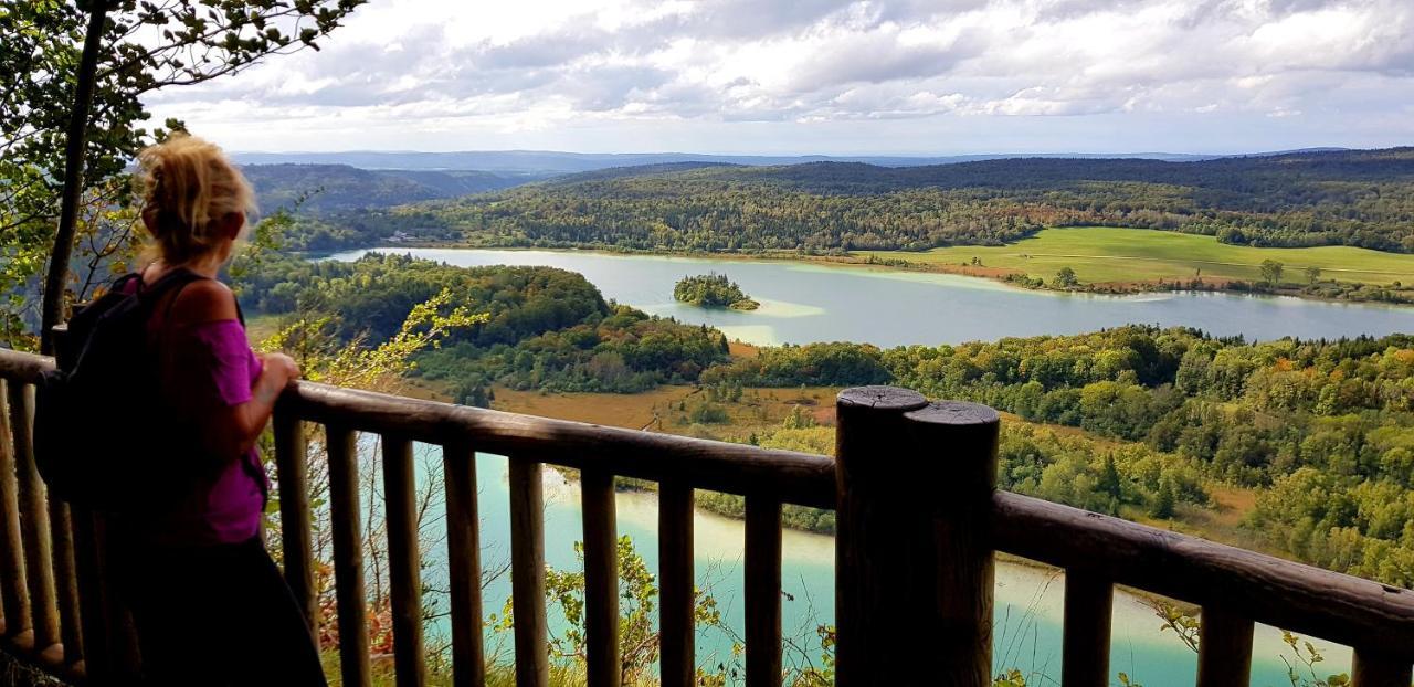 Gite Grande Capacite Au Calme Circuit Cascades Du Herisson Bonlieu Екстер'єр фото